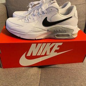 NIKE AIR MAX EXCEE